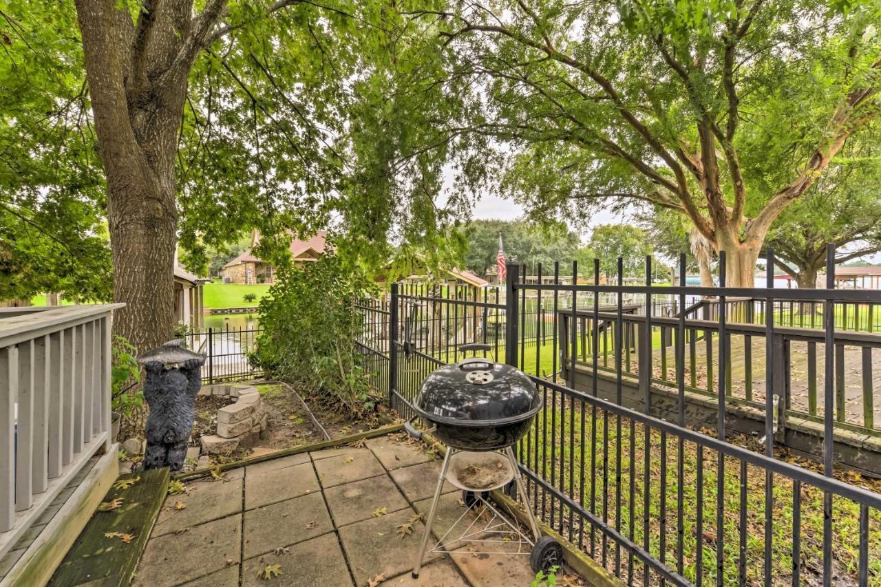 Quiet Lake Conroe Townhome With 2 Boat Slips! Willis Exteriör bild